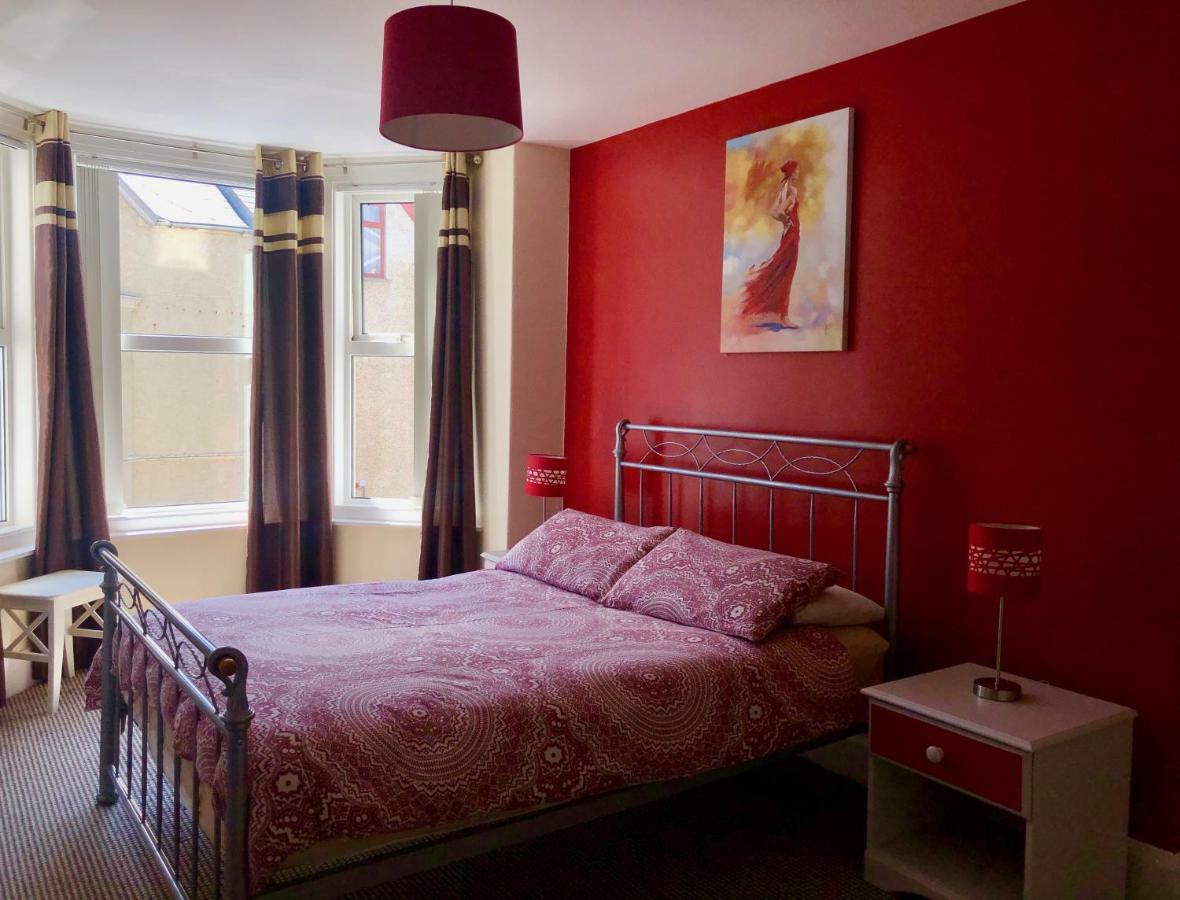 Princess St Apartments Portrush Ngoại thất bức ảnh